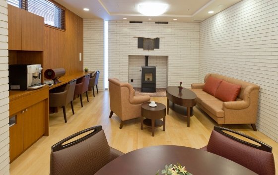 ＳＯＭＰＯケアラヴィーレ弁天町