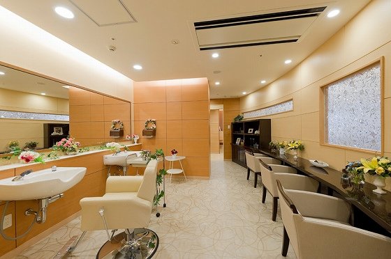 ＳＯＭＰＯケアラヴィーレ湘南平塚弐番館