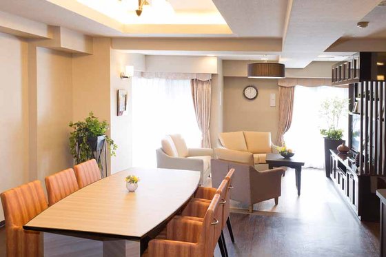 ＳＯＭＰＯケアラヴィーレ高島平