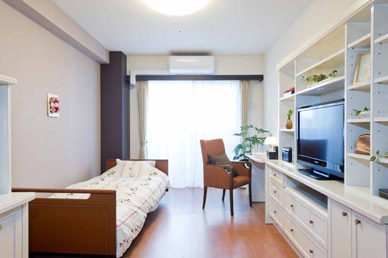 ＳＯＭＰＯケアラヴィーレ高島平