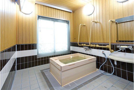 ＳＯＭＰＯケアラヴィーレ調布