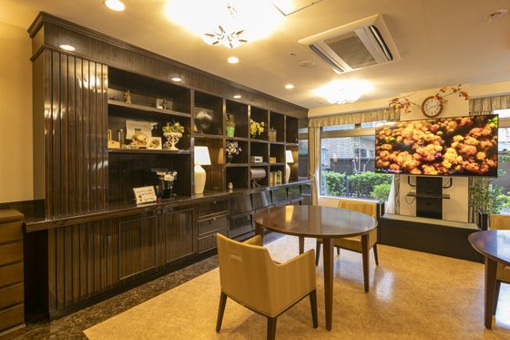 ＳＯＭＰＯケアラヴィーレ仙川