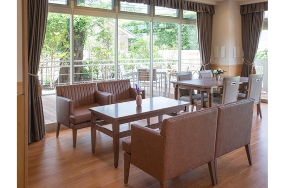 ＳＯＭＰＯケアラヴィーレ南大泉