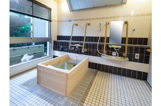 ＳＯＭＰＯケアラヴィーレ津田沼