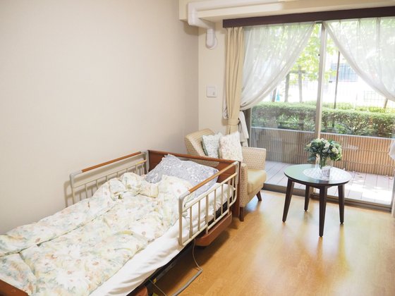 ＳＯＭＰＯケアラヴィーレ練馬