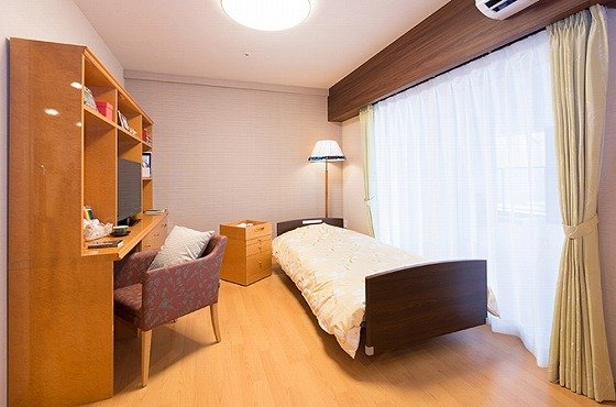 ＳＯＭＰＯケアラヴィーレ名古屋