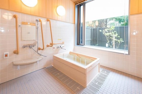 ＳＯＭＰＯケアラヴィーレ八千代