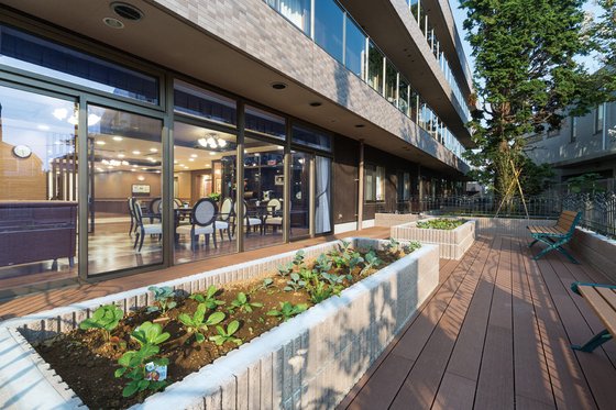 ＳＯＭＰＯケアラヴィーレ愛甲石田