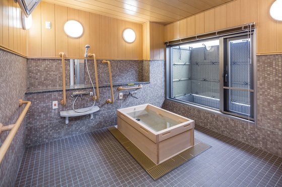 ＳＯＭＰＯケアラヴィーレ若葉台