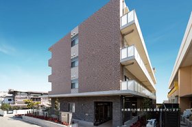 ＳＯＭＰＯケアラヴィーレ豊中