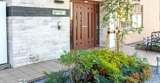 ＳＯＭＰＯケアラヴィーレ駒沢公園