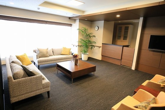 ＳＯＭＰＯケアラヴィーレグラン四谷