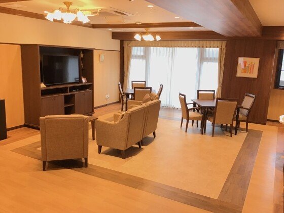 ＳＯＭＰＯケアラヴィーレレジデンス横浜本郷台