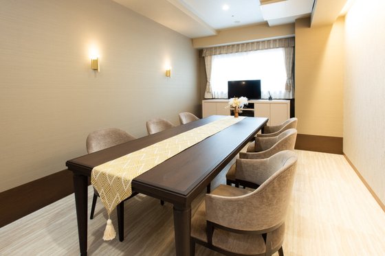 ＳＯＭＰＯケアラヴィーレグラン夙川