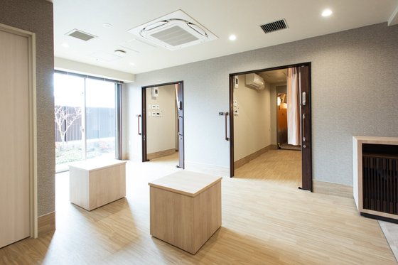 ＳＯＭＰＯケアラヴィーレグラン夙川