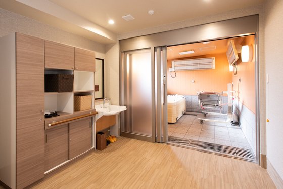 ＳＯＭＰＯケアラヴィーレグラン夙川