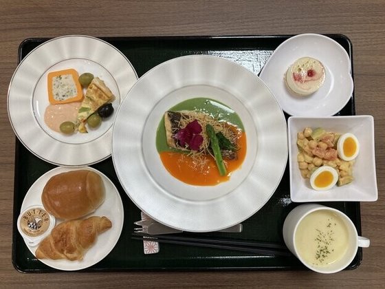 ＳＯＭＰＯケアラヴィーレグラン夙川