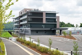 ＳＯＭＰＯケアラヴィーレ泉パークタウン朝日