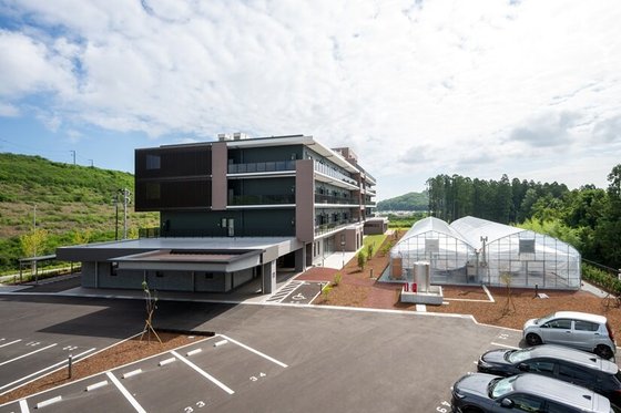 ＳＯＭＰＯケアラヴィーレ泉パークタウン朝日