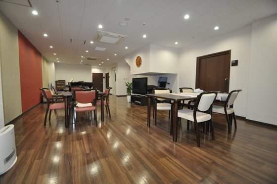 住宅型有料老人ホーム Nビル