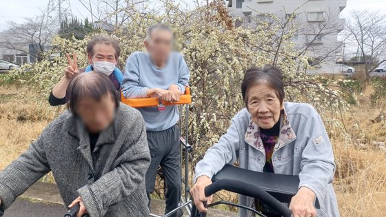 高齢者シェアハウス えいじんぐぷれいす
