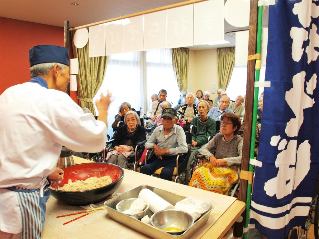 プロのそば打ちを間近で楽しむ！「出前そば屋」