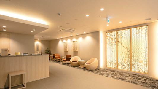 海と緑が彩る晴海で、手厚いケアと温かな交流を