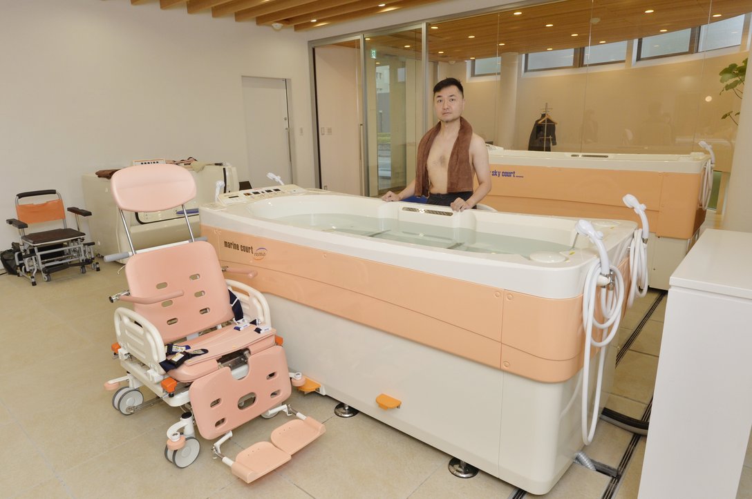 寝たきりでもお風呂を楽しみたい！最新の介護用特殊浴槽に