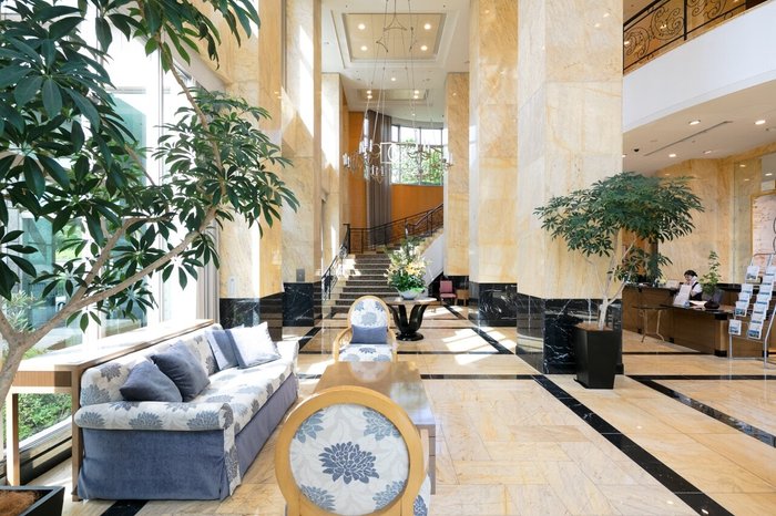 壱番館 エントランスロビー