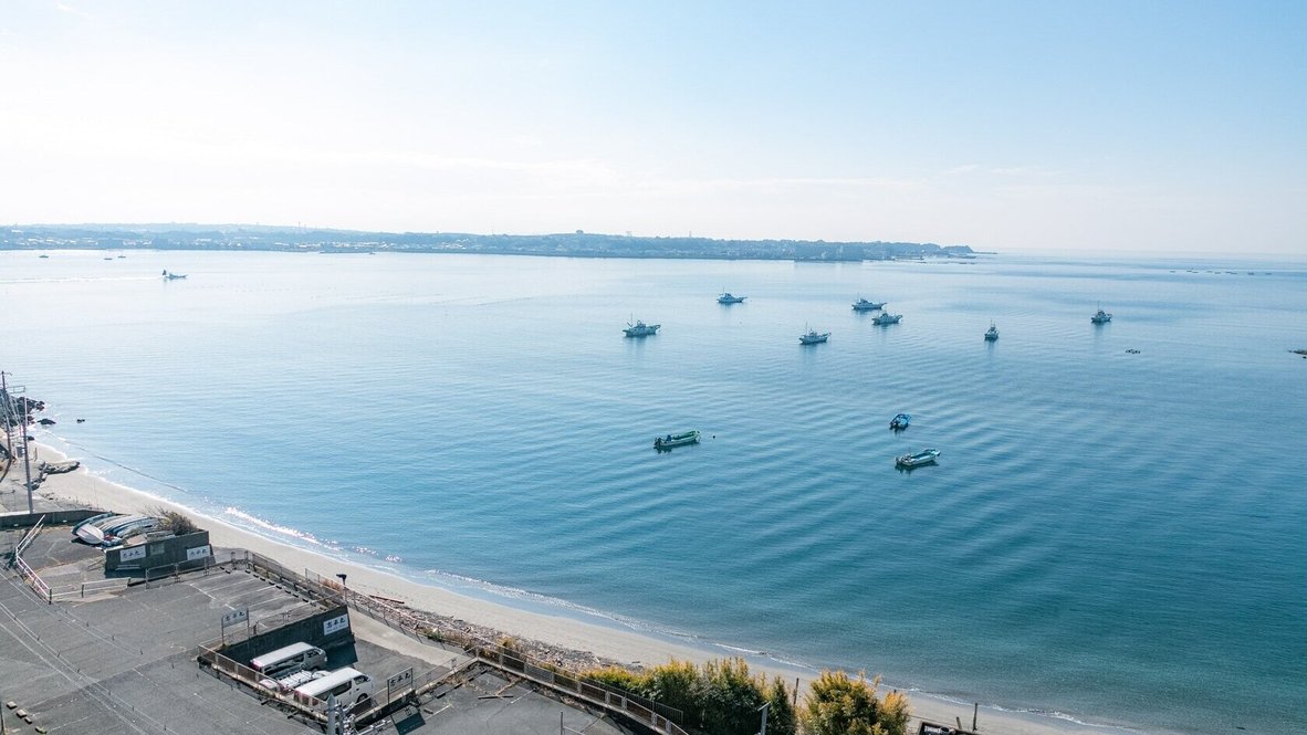 テラスから見える相模湾