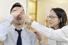食事介助