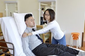 介護されるってどんな気持ちだろう？―介護ベッドの上で