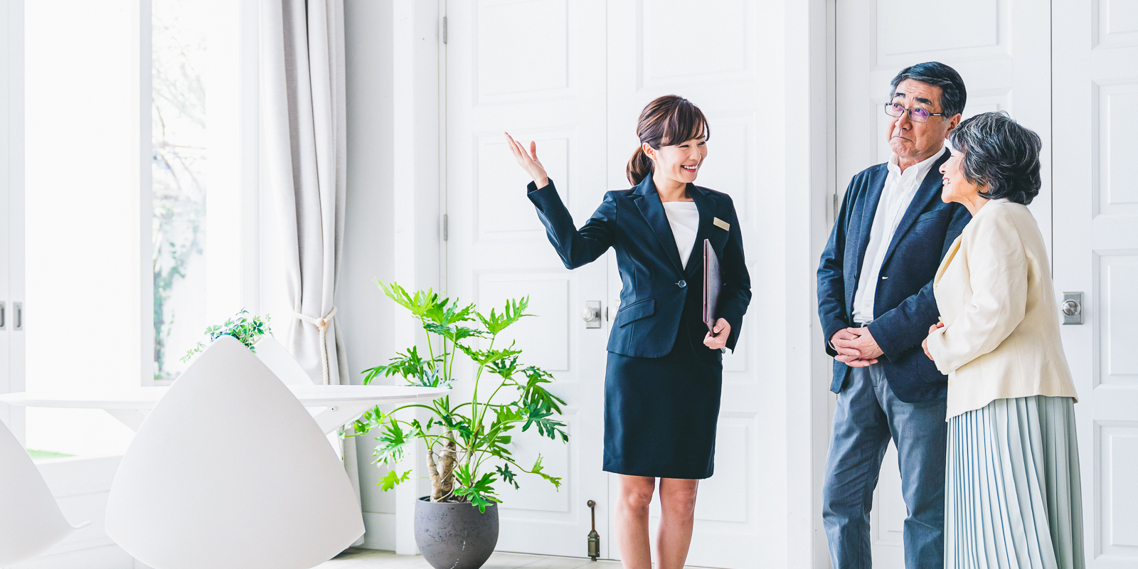 施設見学の様子